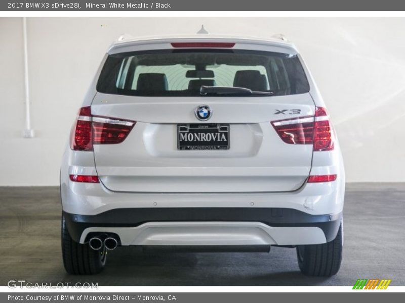 Mineral White Metallic / Black 2017 BMW X3 sDrive28i