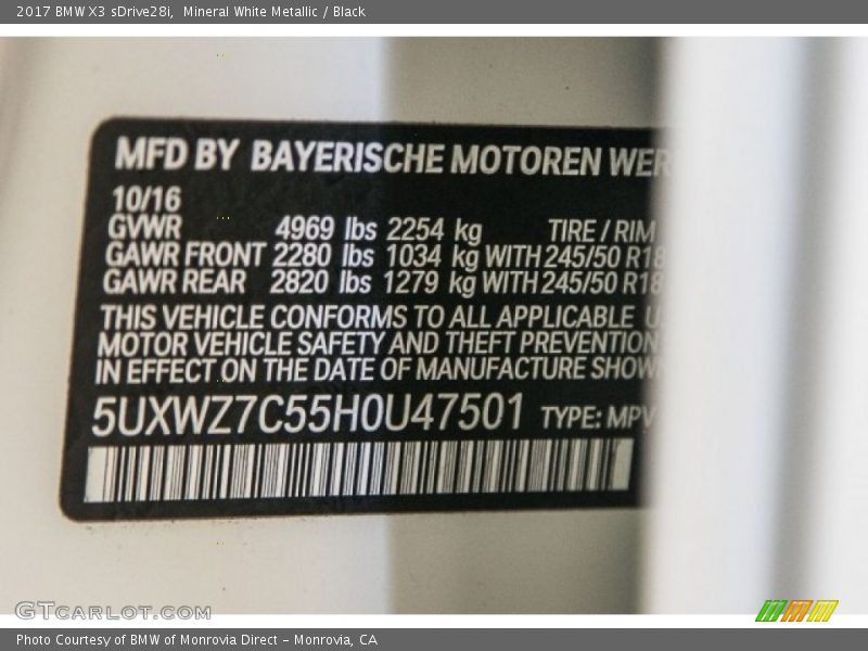 Mineral White Metallic / Black 2017 BMW X3 sDrive28i