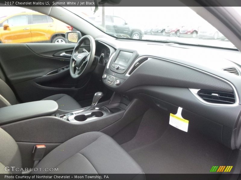 Summit White / Jet Black 2017 Chevrolet Malibu LS