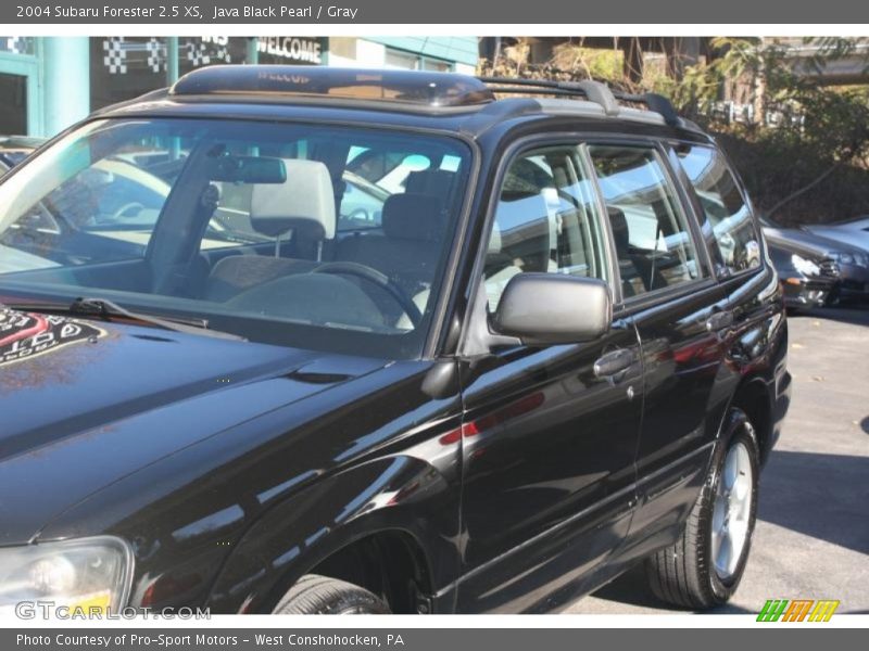 Java Black Pearl / Gray 2004 Subaru Forester 2.5 XS