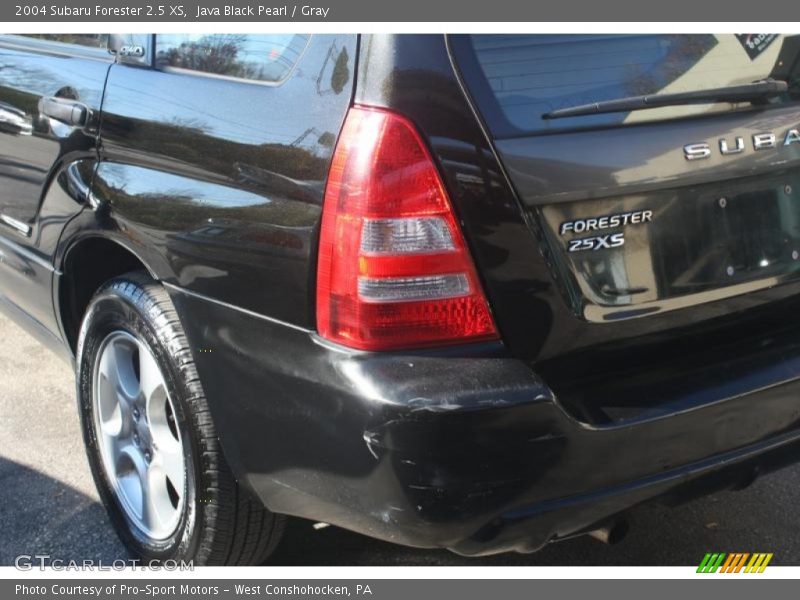 Java Black Pearl / Gray 2004 Subaru Forester 2.5 XS