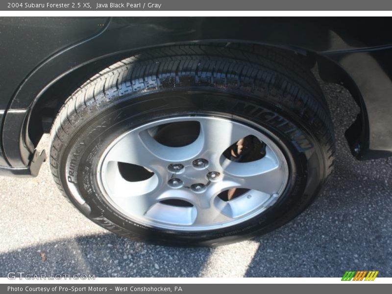 Java Black Pearl / Gray 2004 Subaru Forester 2.5 XS