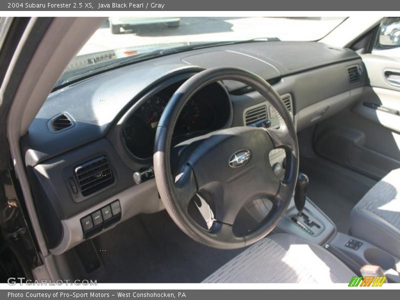 Java Black Pearl / Gray 2004 Subaru Forester 2.5 XS