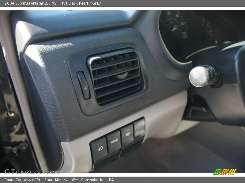 Java Black Pearl / Gray 2004 Subaru Forester 2.5 XS