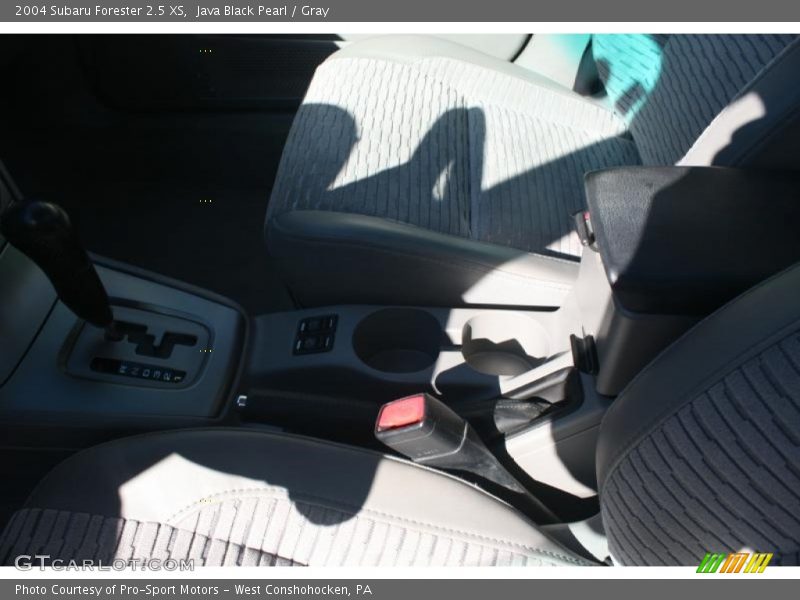 Java Black Pearl / Gray 2004 Subaru Forester 2.5 XS