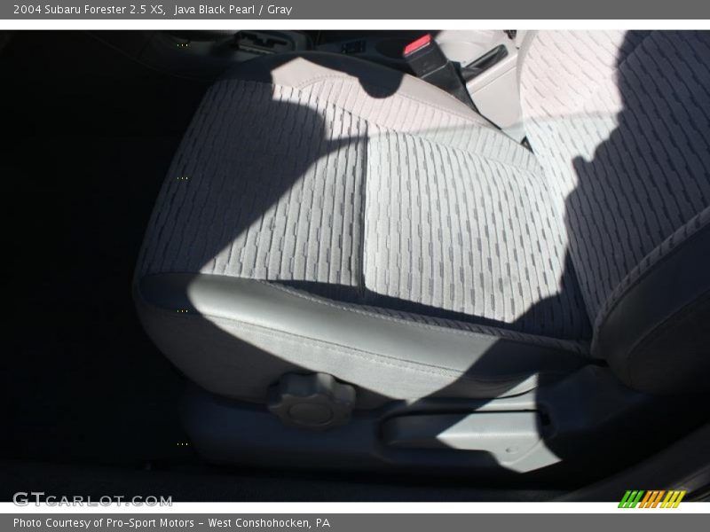 Java Black Pearl / Gray 2004 Subaru Forester 2.5 XS