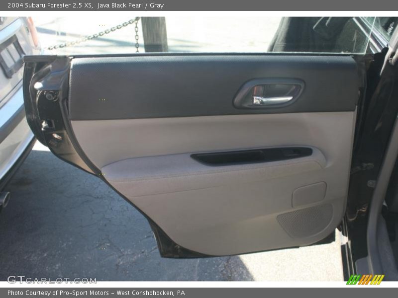 Java Black Pearl / Gray 2004 Subaru Forester 2.5 XS