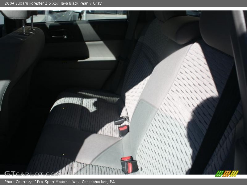 Java Black Pearl / Gray 2004 Subaru Forester 2.5 XS