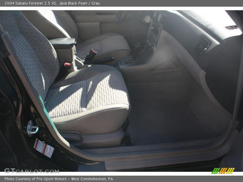 Java Black Pearl / Gray 2004 Subaru Forester 2.5 XS