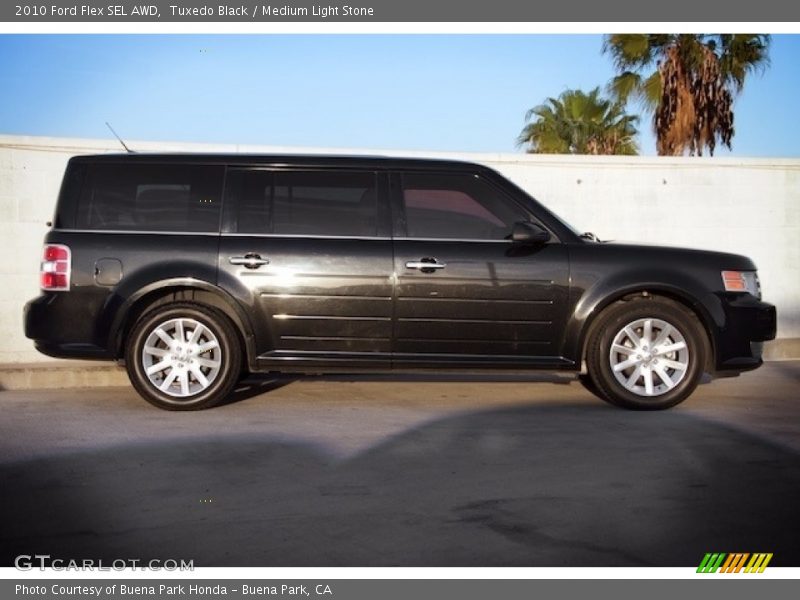 Tuxedo Black / Medium Light Stone 2010 Ford Flex SEL AWD