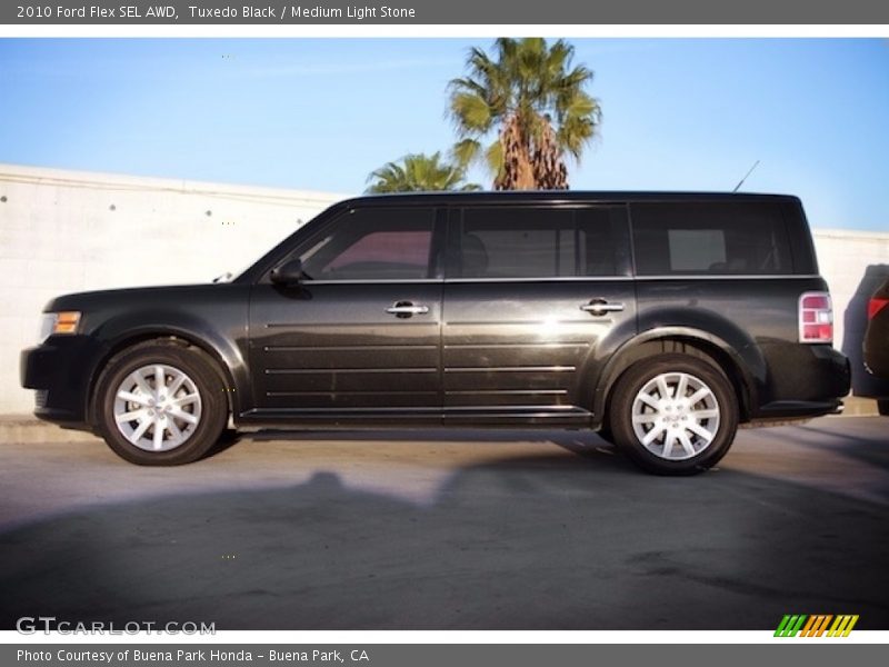 Tuxedo Black / Medium Light Stone 2010 Ford Flex SEL AWD