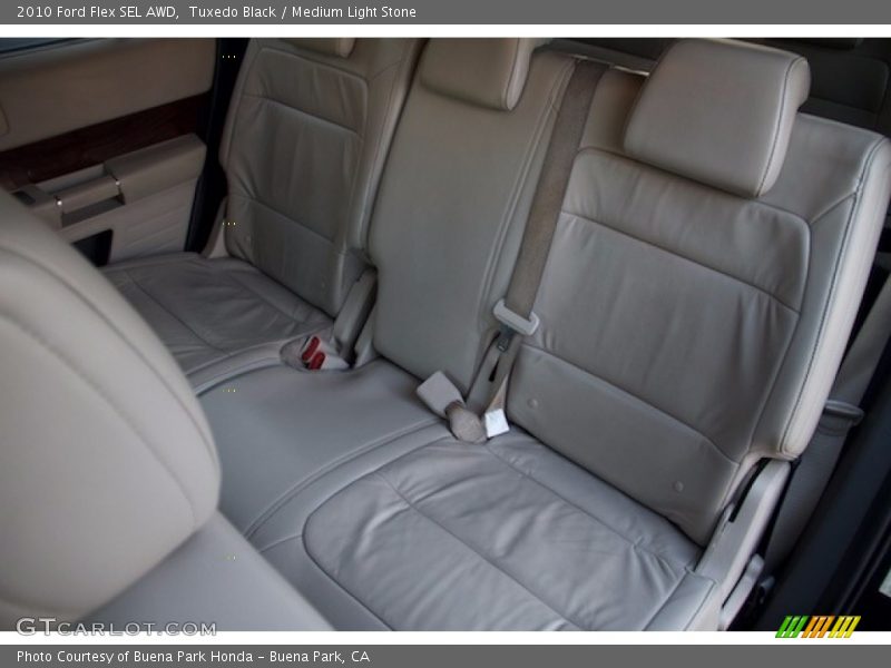 Tuxedo Black / Medium Light Stone 2010 Ford Flex SEL AWD
