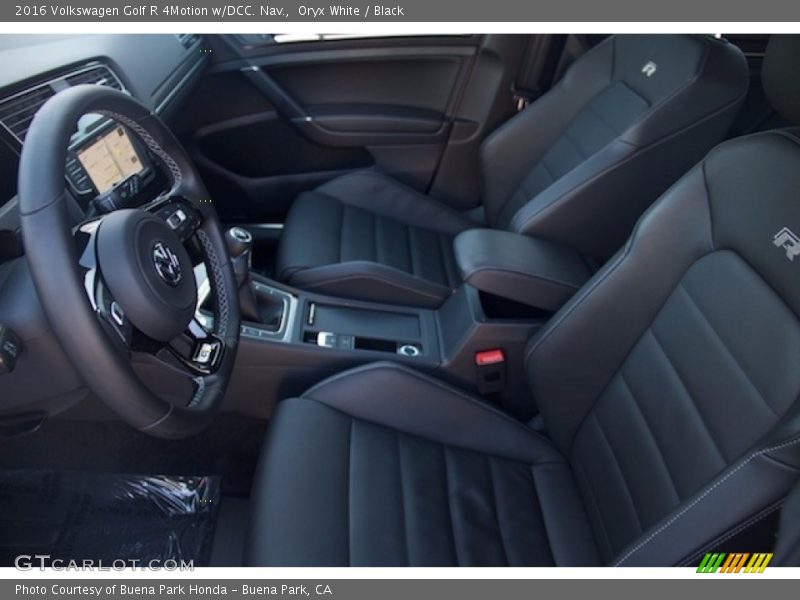 Oryx White / Black 2016 Volkswagen Golf R 4Motion w/DCC. Nav.