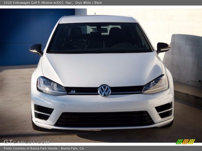 Oryx White / Black 2016 Volkswagen Golf R 4Motion w/DCC. Nav.