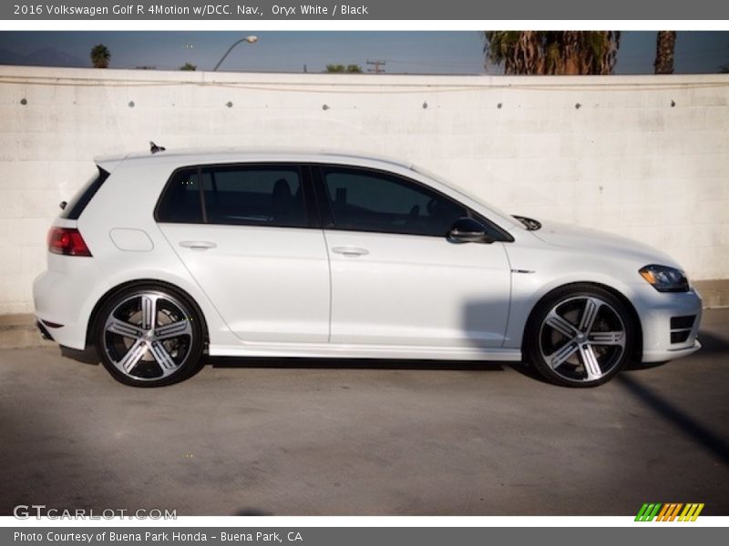 Oryx White / Black 2016 Volkswagen Golf R 4Motion w/DCC. Nav.