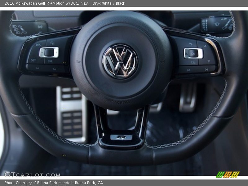 Oryx White / Black 2016 Volkswagen Golf R 4Motion w/DCC. Nav.