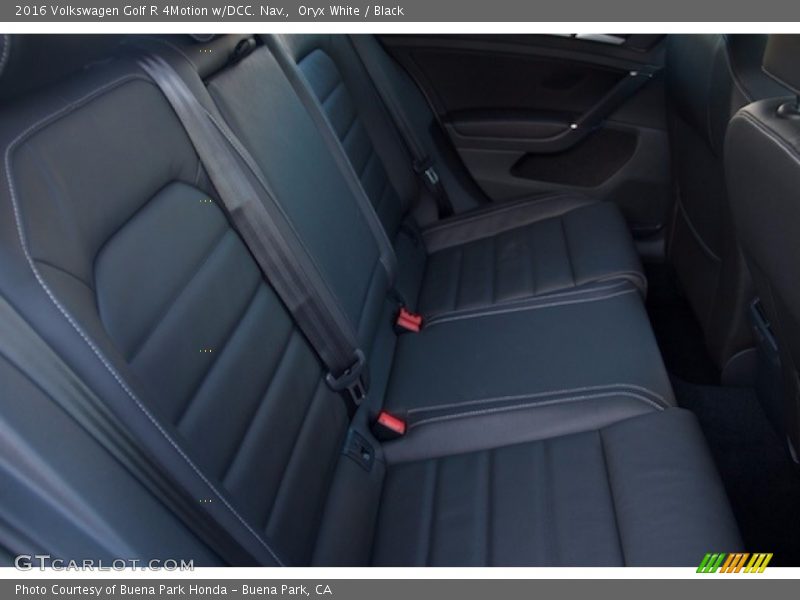 Oryx White / Black 2016 Volkswagen Golf R 4Motion w/DCC. Nav.