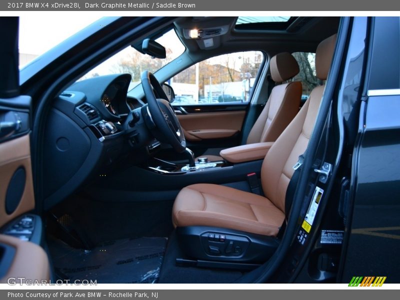 Front Seat of 2017 X4 xDrive28i