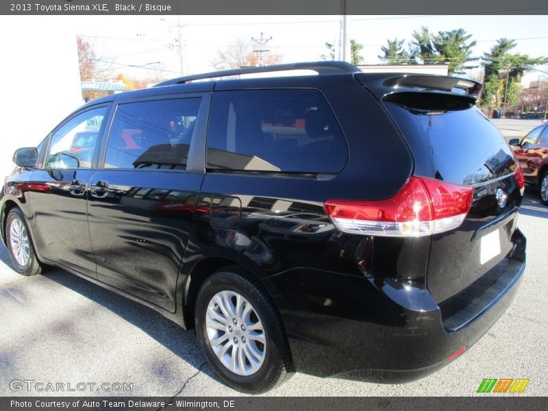 Black / Bisque 2013 Toyota Sienna XLE