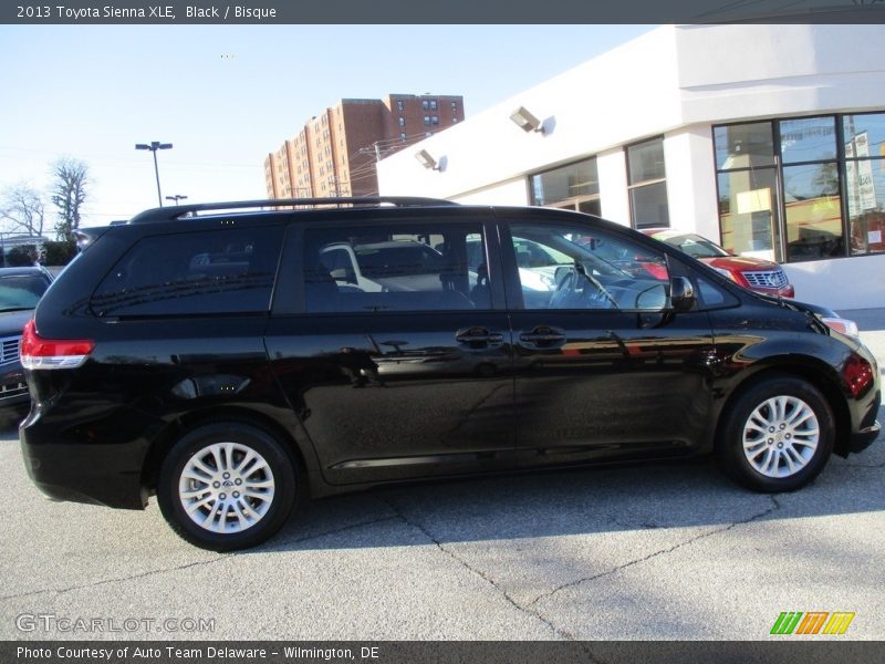 Black / Bisque 2013 Toyota Sienna XLE