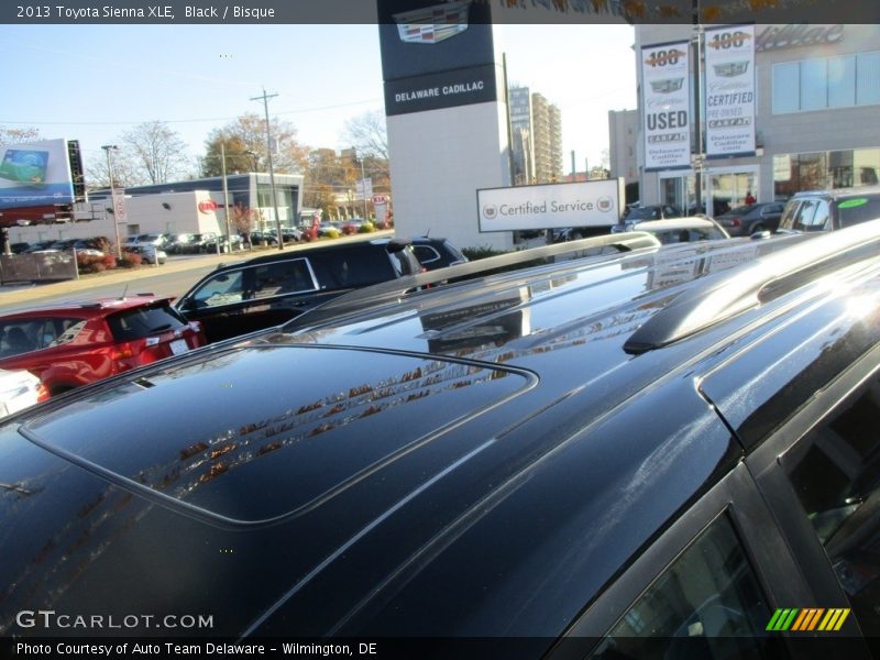 Black / Bisque 2013 Toyota Sienna XLE