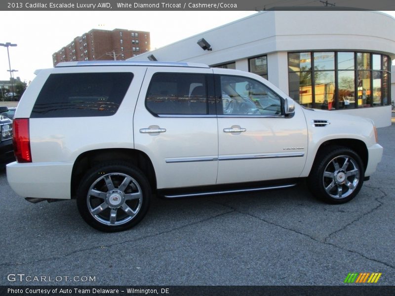 White Diamond Tricoat / Cashmere/Cocoa 2013 Cadillac Escalade Luxury AWD