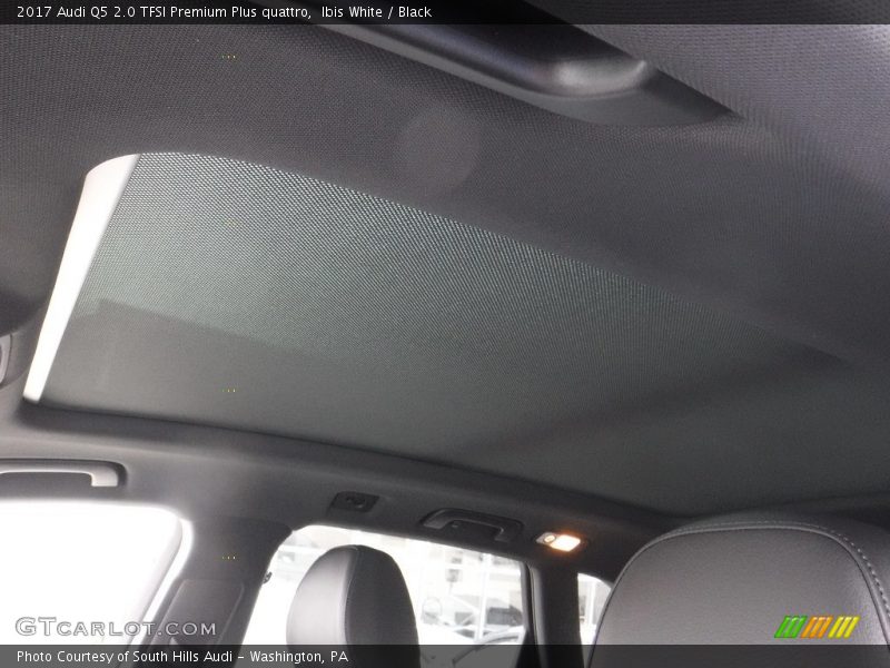 Sunroof of 2017 Q5 2.0 TFSI Premium Plus quattro