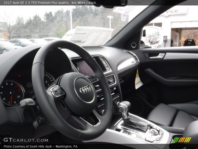  2017 Q5 2.0 TFSI Premium Plus quattro Black Interior