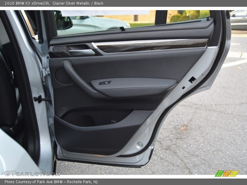 Glacier Silver Metallic / Black 2016 BMW X3 xDrive28i