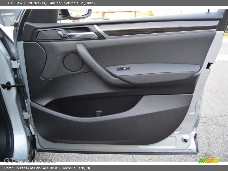 Glacier Silver Metallic / Black 2016 BMW X3 xDrive28i