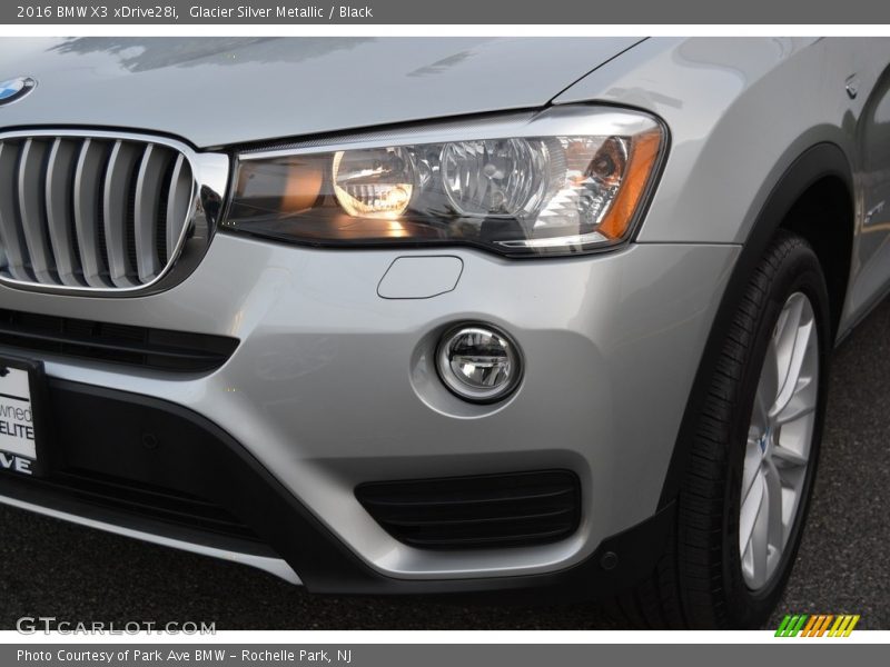 Glacier Silver Metallic / Black 2016 BMW X3 xDrive28i