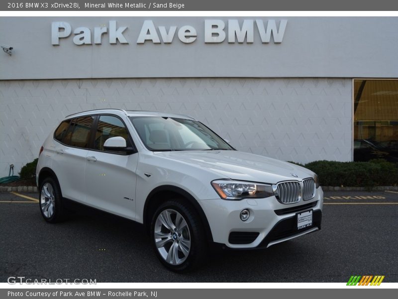 Mineral White Metallic / Sand Beige 2016 BMW X3 xDrive28i