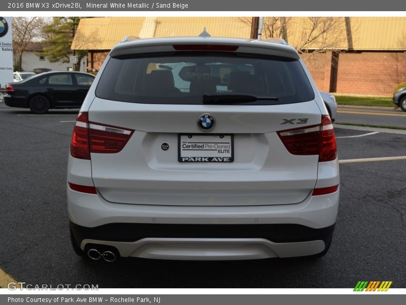 Mineral White Metallic / Sand Beige 2016 BMW X3 xDrive28i