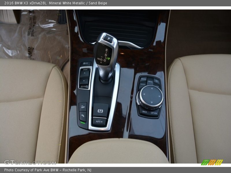 Mineral White Metallic / Sand Beige 2016 BMW X3 xDrive28i