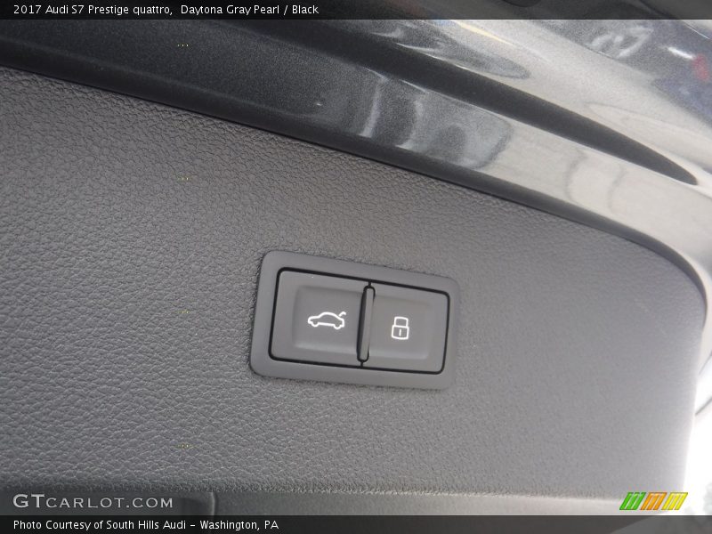 Controls of 2017 S7 Prestige quattro