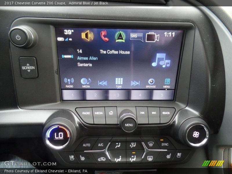 Controls of 2017 Corvette Z06 Coupe