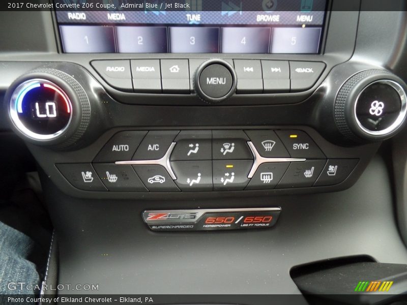 Controls of 2017 Corvette Z06 Coupe