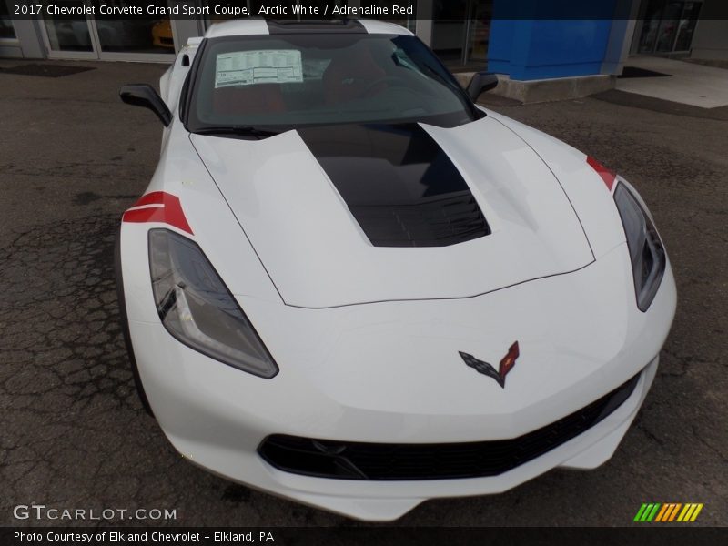 Arctic White / Adrenaline Red 2017 Chevrolet Corvette Grand Sport Coupe