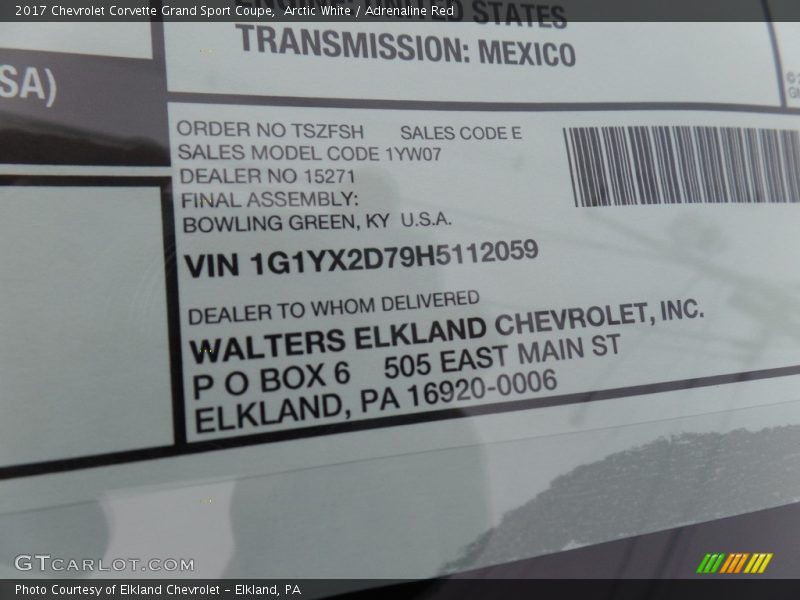 Arctic White / Adrenaline Red 2017 Chevrolet Corvette Grand Sport Coupe