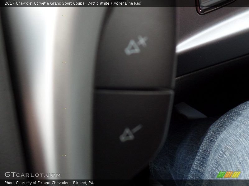 Arctic White / Adrenaline Red 2017 Chevrolet Corvette Grand Sport Coupe
