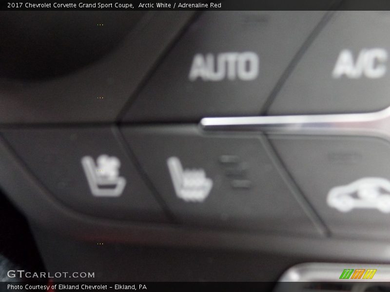 Arctic White / Adrenaline Red 2017 Chevrolet Corvette Grand Sport Coupe