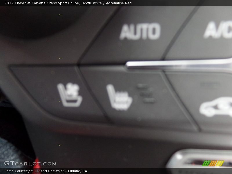 Arctic White / Adrenaline Red 2017 Chevrolet Corvette Grand Sport Coupe