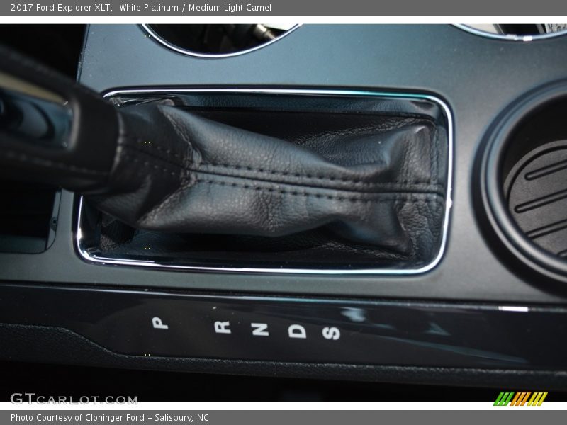 White Platinum / Medium Light Camel 2017 Ford Explorer XLT