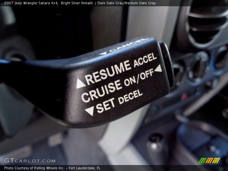 Bright Silver Metallic / Dark Slate Gray/Medium Slate Gray 2007 Jeep Wrangler Sahara 4x4