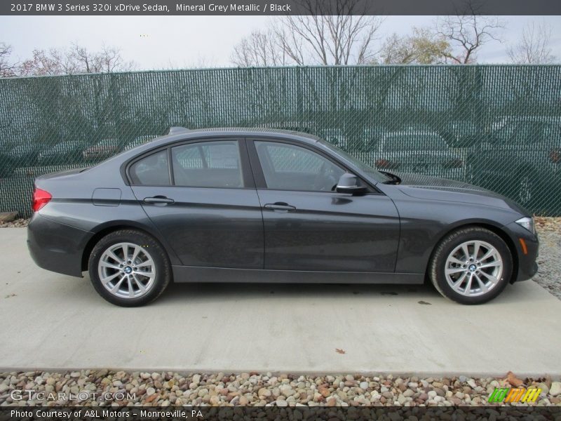 Mineral Grey Metallic / Black 2017 BMW 3 Series 320i xDrive Sedan