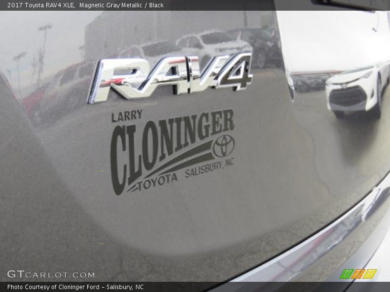 Magnetic Gray Metallic / Black 2017 Toyota RAV4 XLE