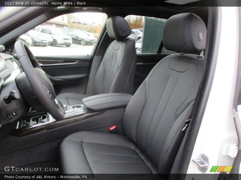 Alpine White / Black 2017 BMW X5 xDrive35i