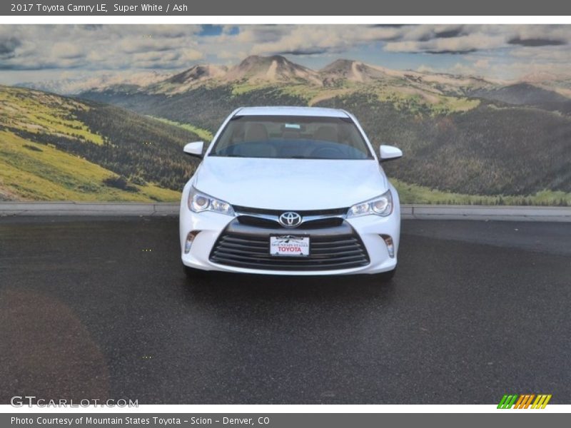 Super White / Ash 2017 Toyota Camry LE