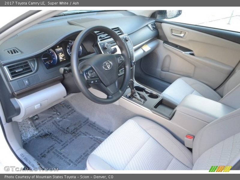 Super White / Ash 2017 Toyota Camry LE