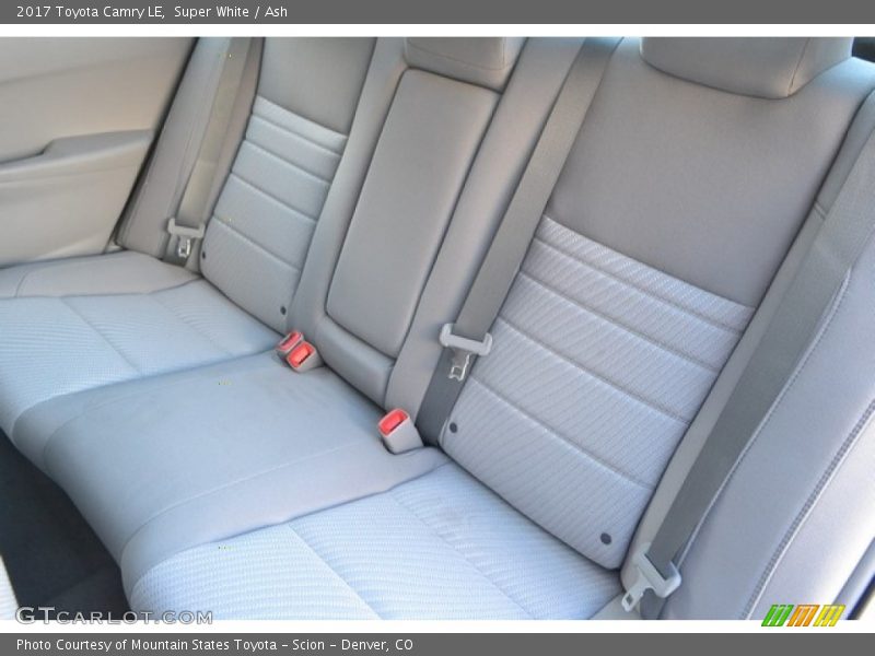 Super White / Ash 2017 Toyota Camry LE